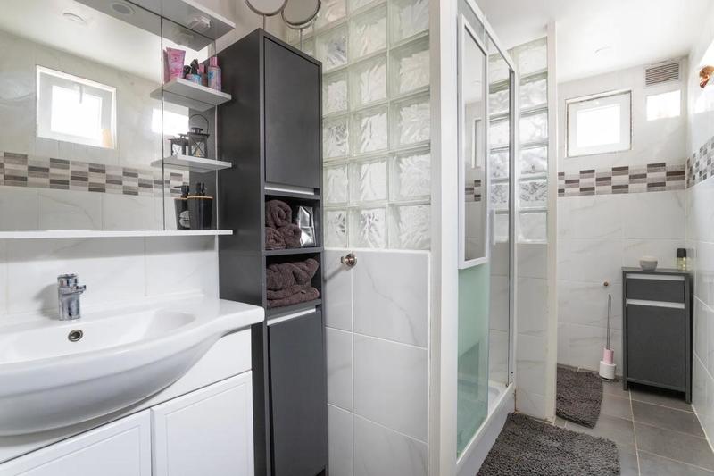 Maison - 142 m² - 6 pièces