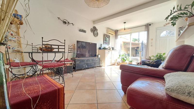 Maison - 95 m² - 5 pièces