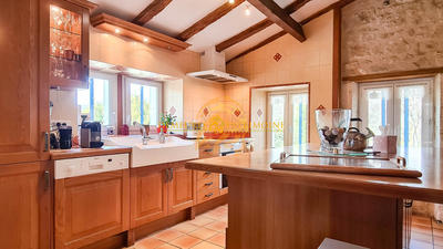 Ferme - 417 m² - 6 pièces