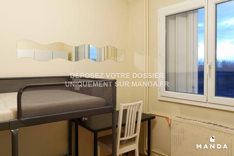 Chambre - 15 m² - 5 pièces