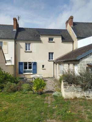 Maison - 96 m² - 5 pièces