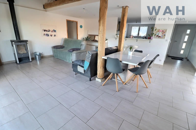 Villa - 291 m² - 9 pièces