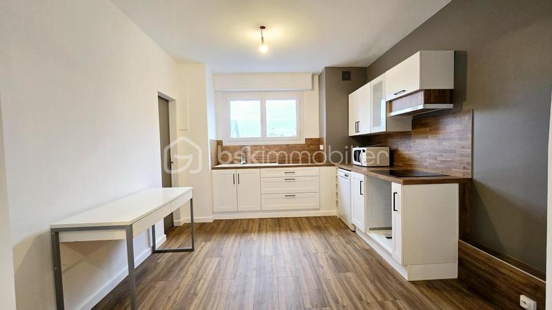 Appartement - 96 m² - 4 pièces