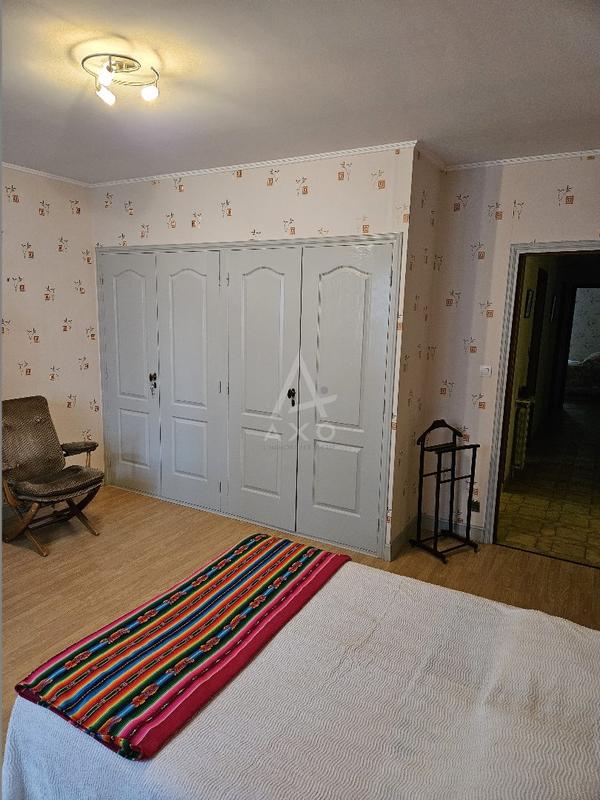 Maison - 200 m² - 5 pièces