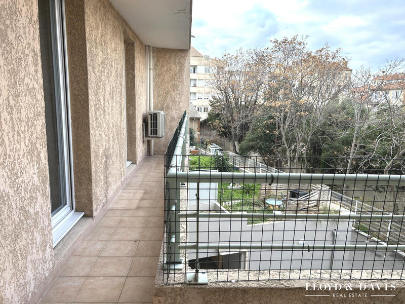 Appartement - 95 m² - 4 pièces