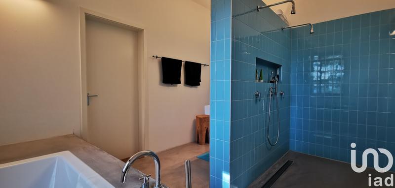 Maison - 204 m² - 5 pièces