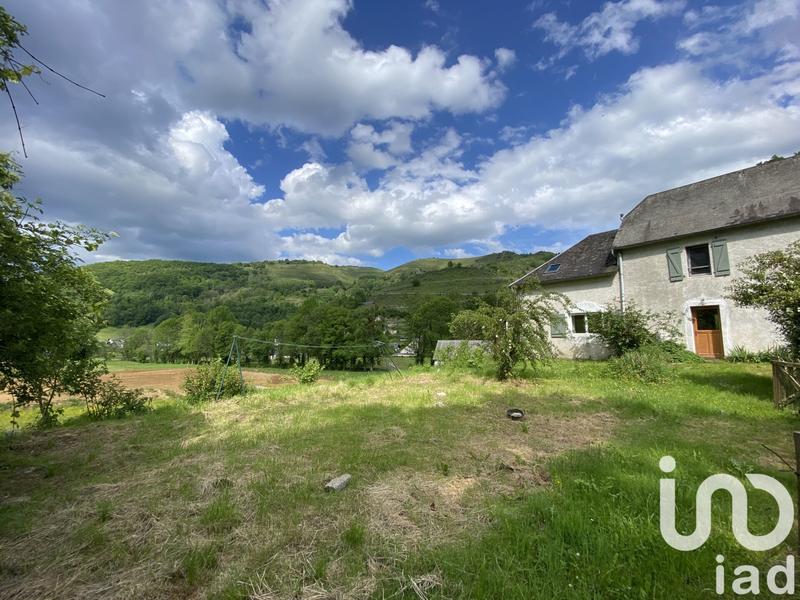 Maison - 215 m² - 8 pièces