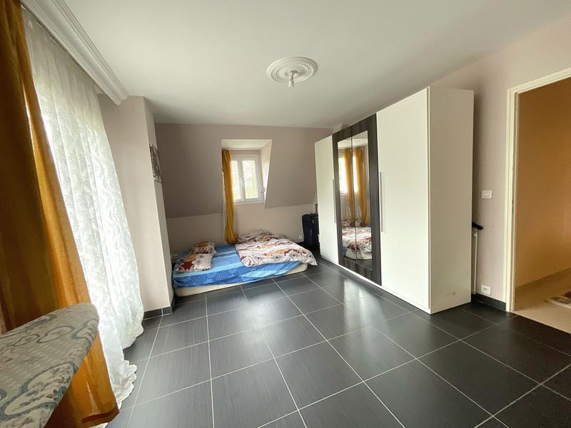 Maison - 164 m² - 6 pièces