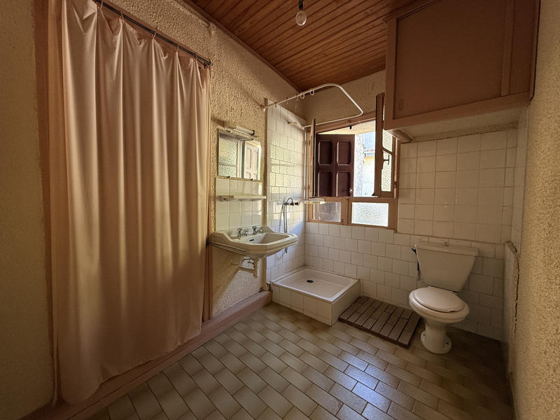 Maison - 265 m² - 8 pièces