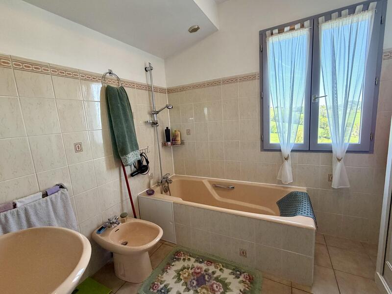 Maison de village - 130 m² - 5 pièces