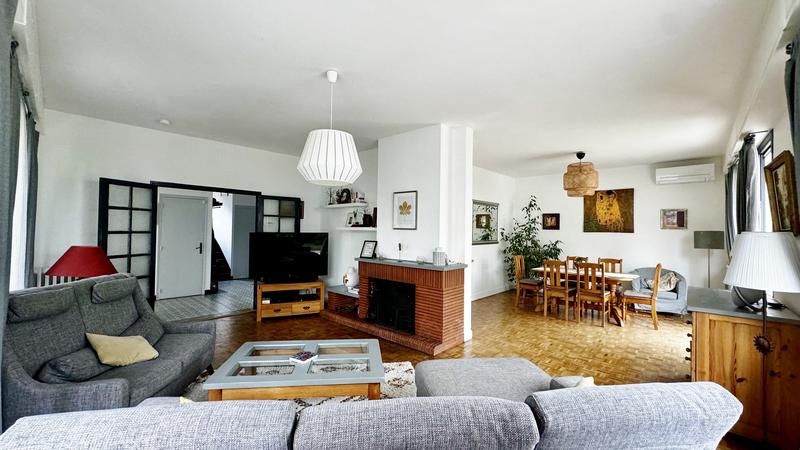 Maison - 193 m² - 6 pièces