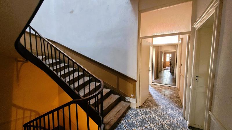 Maison - 231 m² - 6 pièces