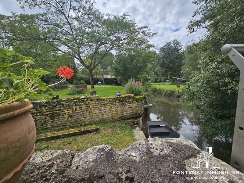 Maison - 220 m² - 11 pièces