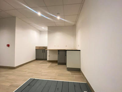 Local commercial - 175 m²