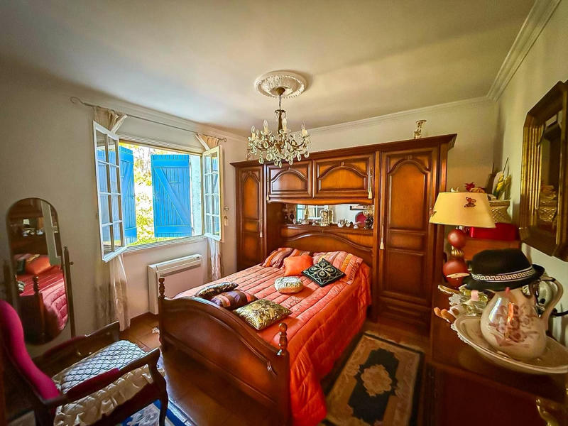 Maison - 158 m² - 6 pièces