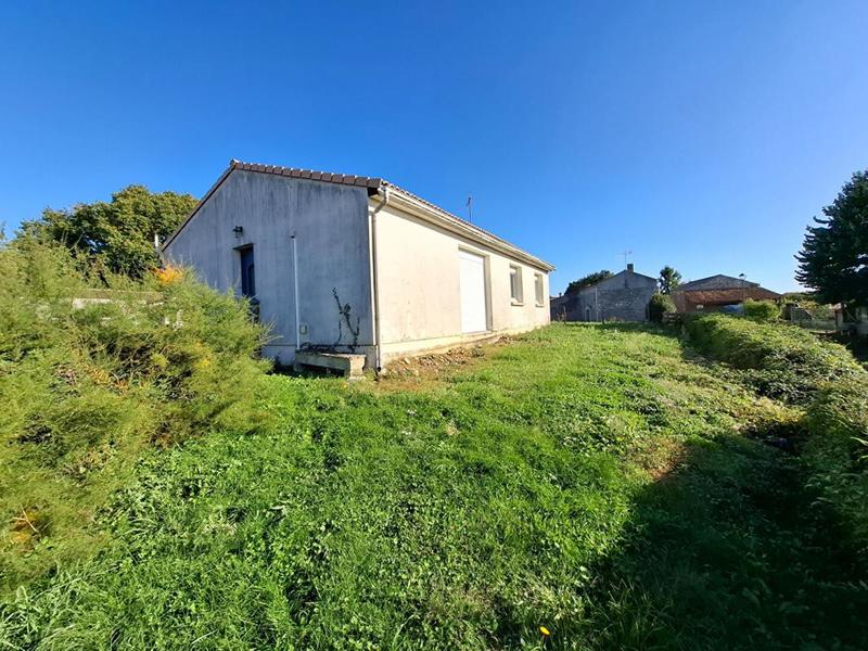 Maison - 92 m² - 5 pièces