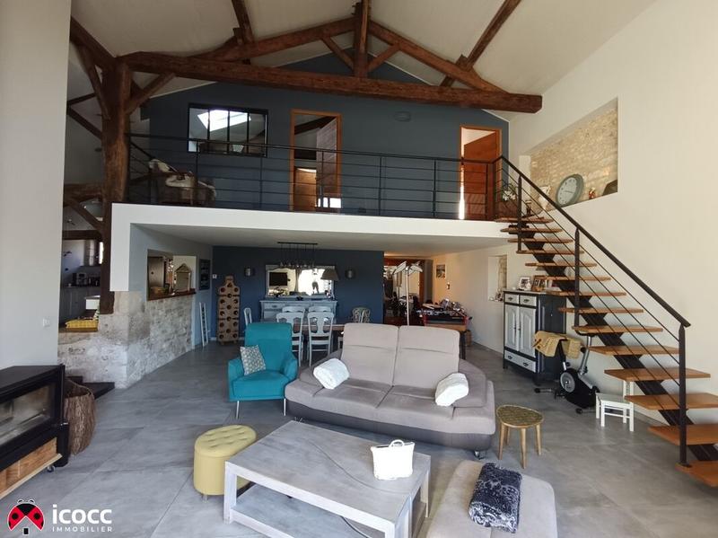 Maison - 172 m² - 5 pièces