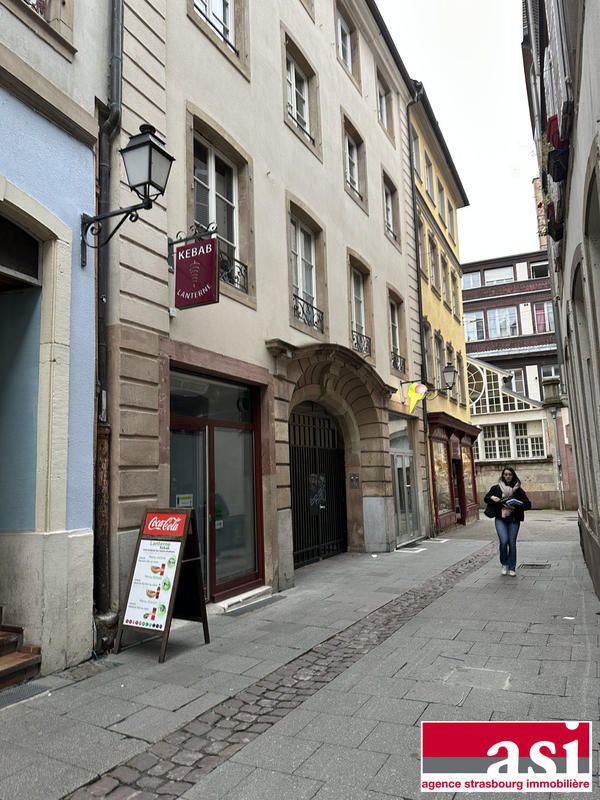 Appartement - 65 m² - 2 pièces