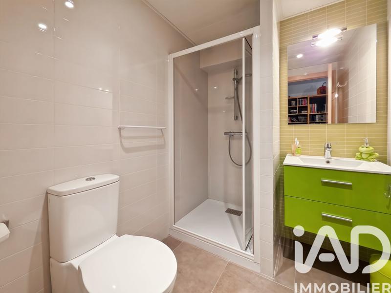 Maison - 315 m² - 9 pièces