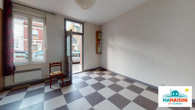 Maison - 80 m² - 5 pièces