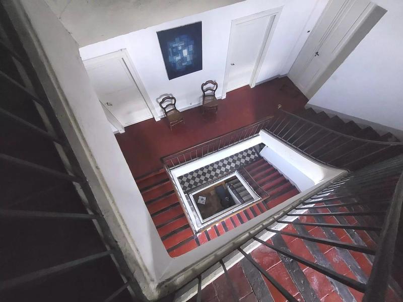 Maison traditionnelle - 341 m² - 12 pièces