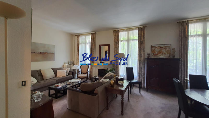 Maison - 196 m² - 10 pièces