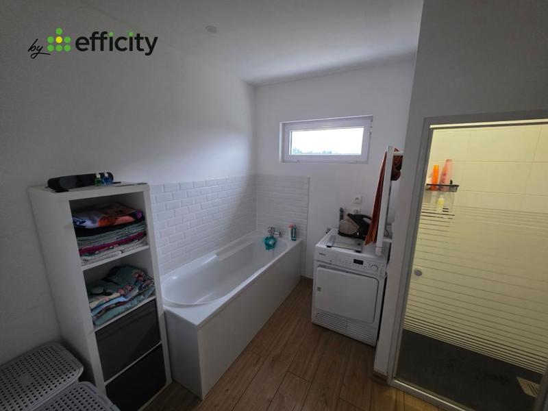 Pavillon - 189 m² - 9 pièces