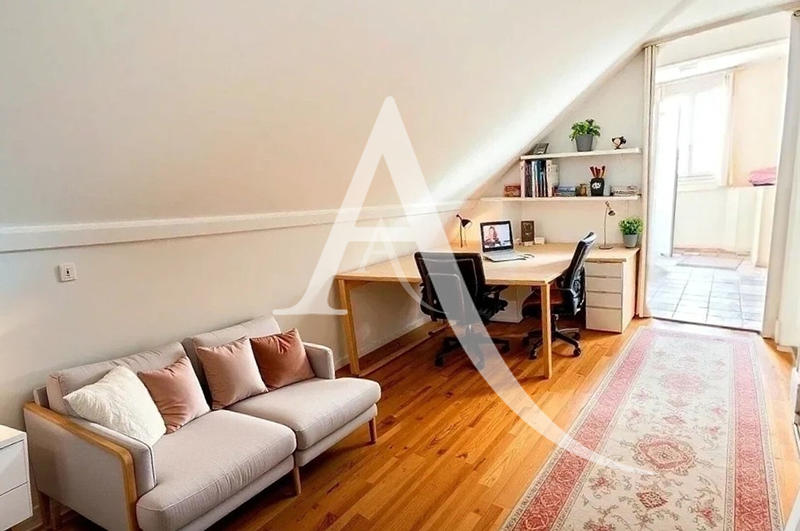 Maison - 182 m² - 5 pièces