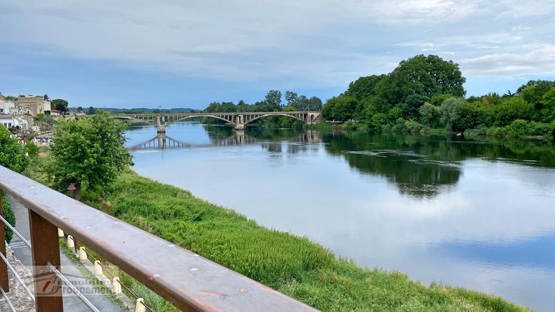 Maison - 166 m² - 7 pièces