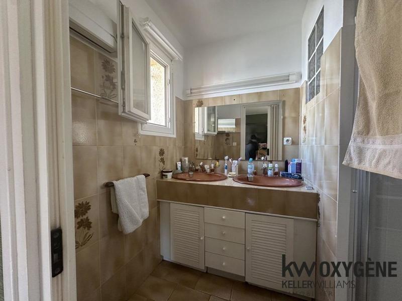 Maison - 185 m² - 6 pièces