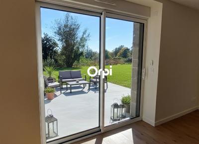 Appartement - 81 m² - 3 pièces