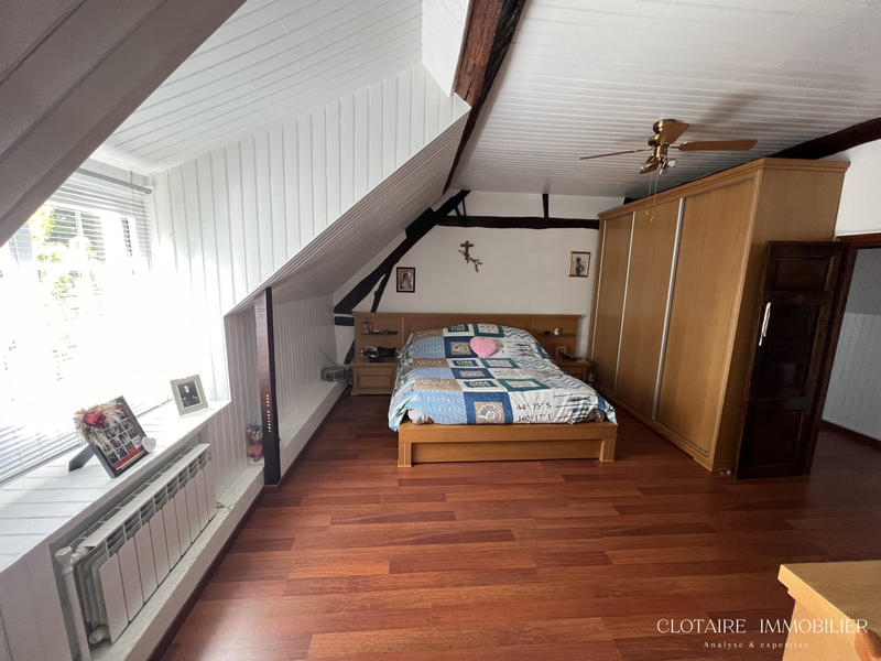 Maison - 204 m² - 5 pièces