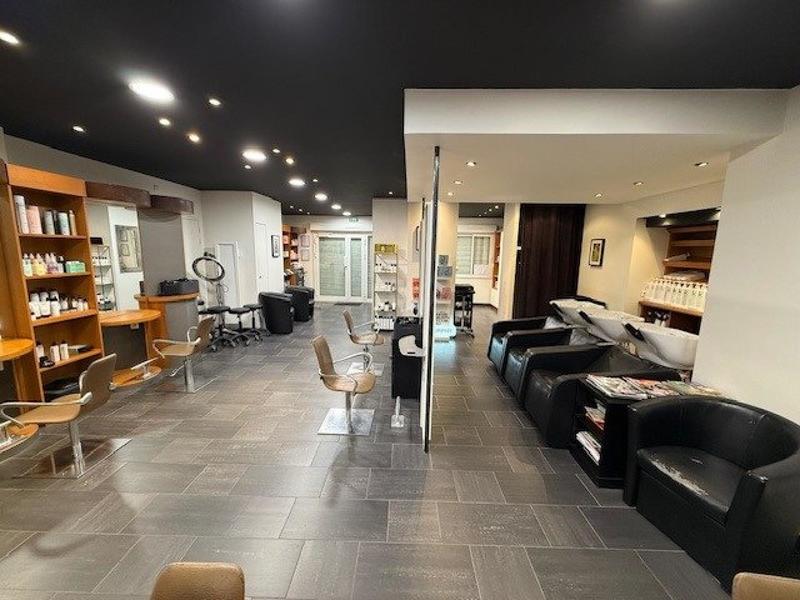 Local commercial - 75 m² - 3 pièces