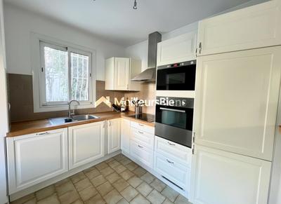 Maison - 75 m² - 3 pièces