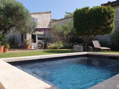 Mas - 260 m² - 10 pièces