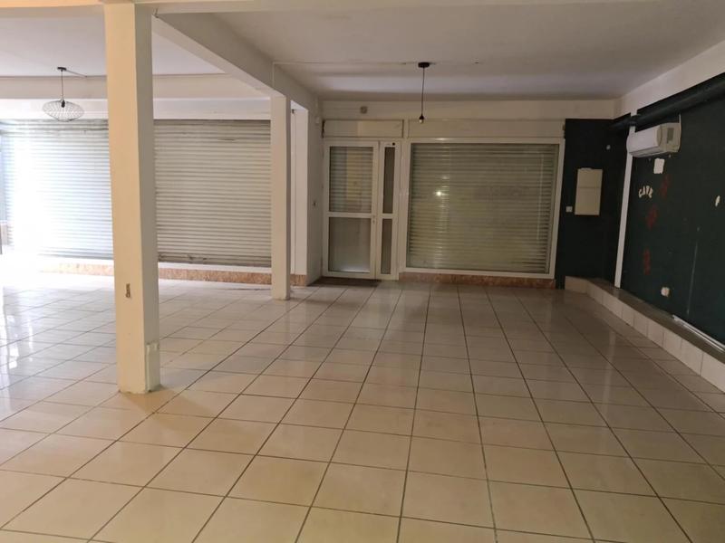 Immeuble - 241 m² - 10 pièces