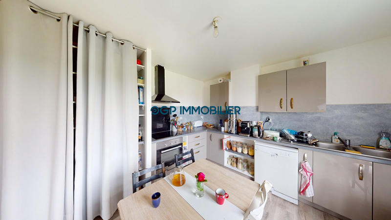 Maison ancienne - 210 m² - 8 pièces