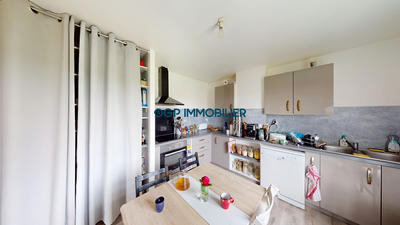 Maison ancienne - 210 m² - 8 pièces