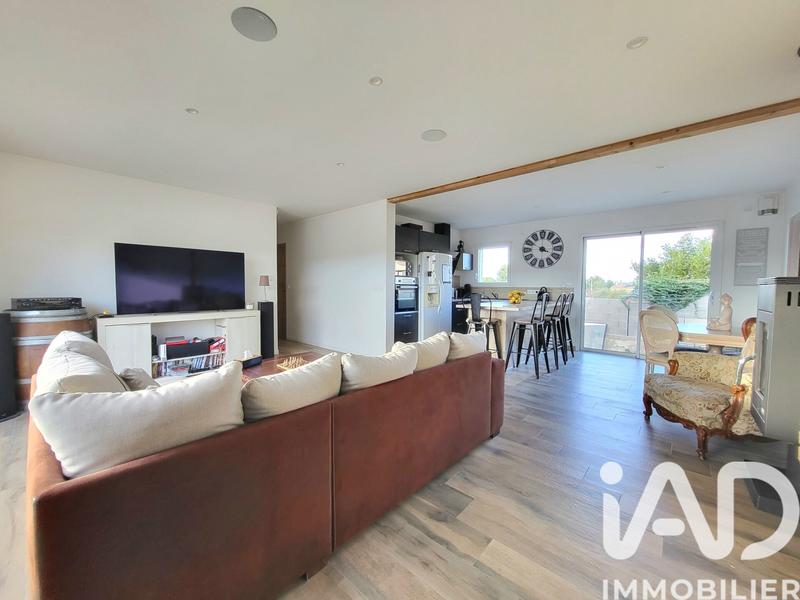 Maison - 97 m² - 4 pièces