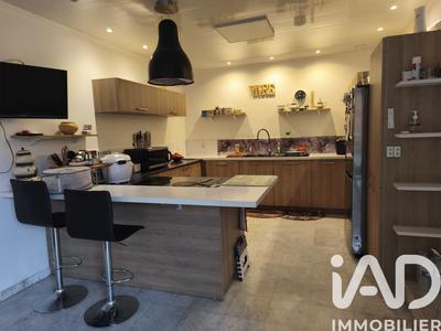 Maison - 293 m² - 10 pièces