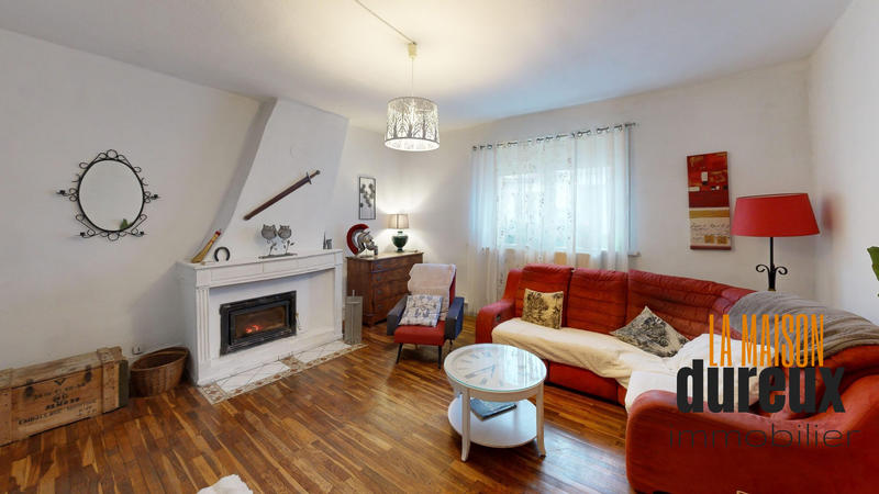 Appartement - 98 m² - 3 pièces