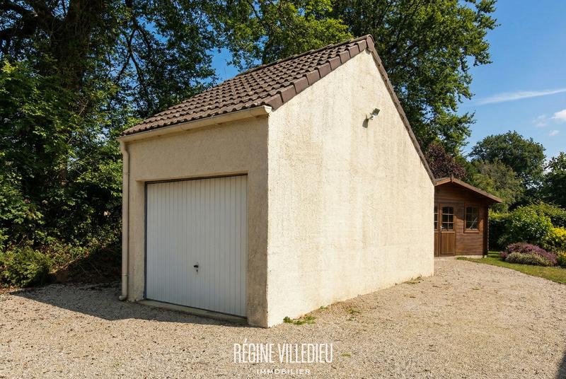 Maison traditionnelle - 85 m² - 5 pièces