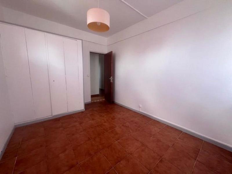 Maison - 438 m² - 11 pièces