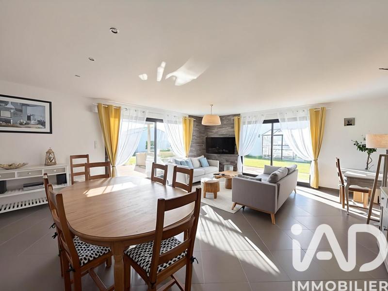 Maison - 162 m² - 6 pièces