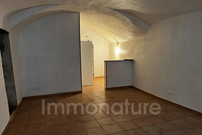 Maison - 202 m² - 3 pièces