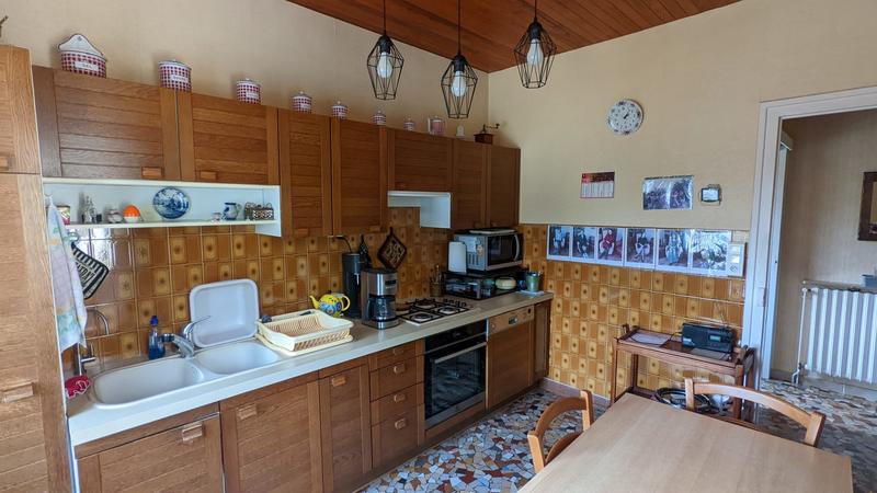 Maison traditionnelle - 127 m² - 6 pièces