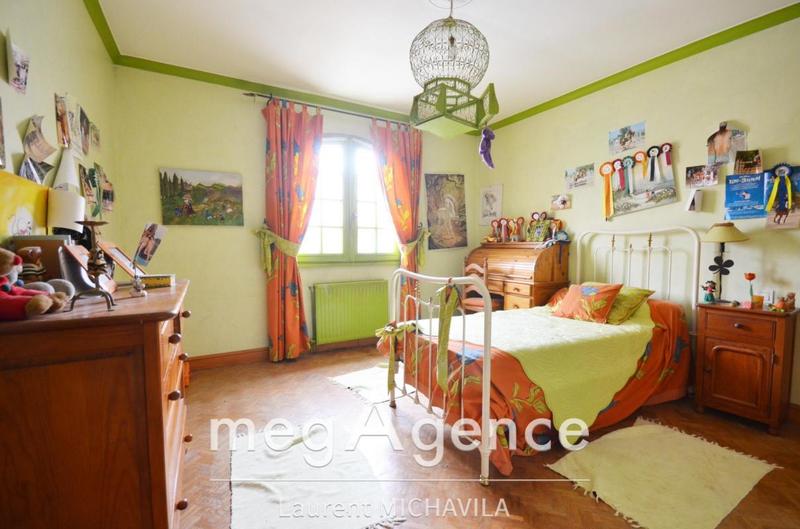 Maison - 140 m² - 8 pièces