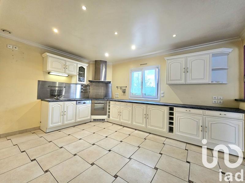 Maison - 140 m² - 5 pièces