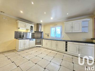Maison - 140 m² - 5 pièces