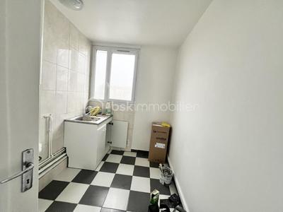 Appartement - 63 m² - 4 pièces